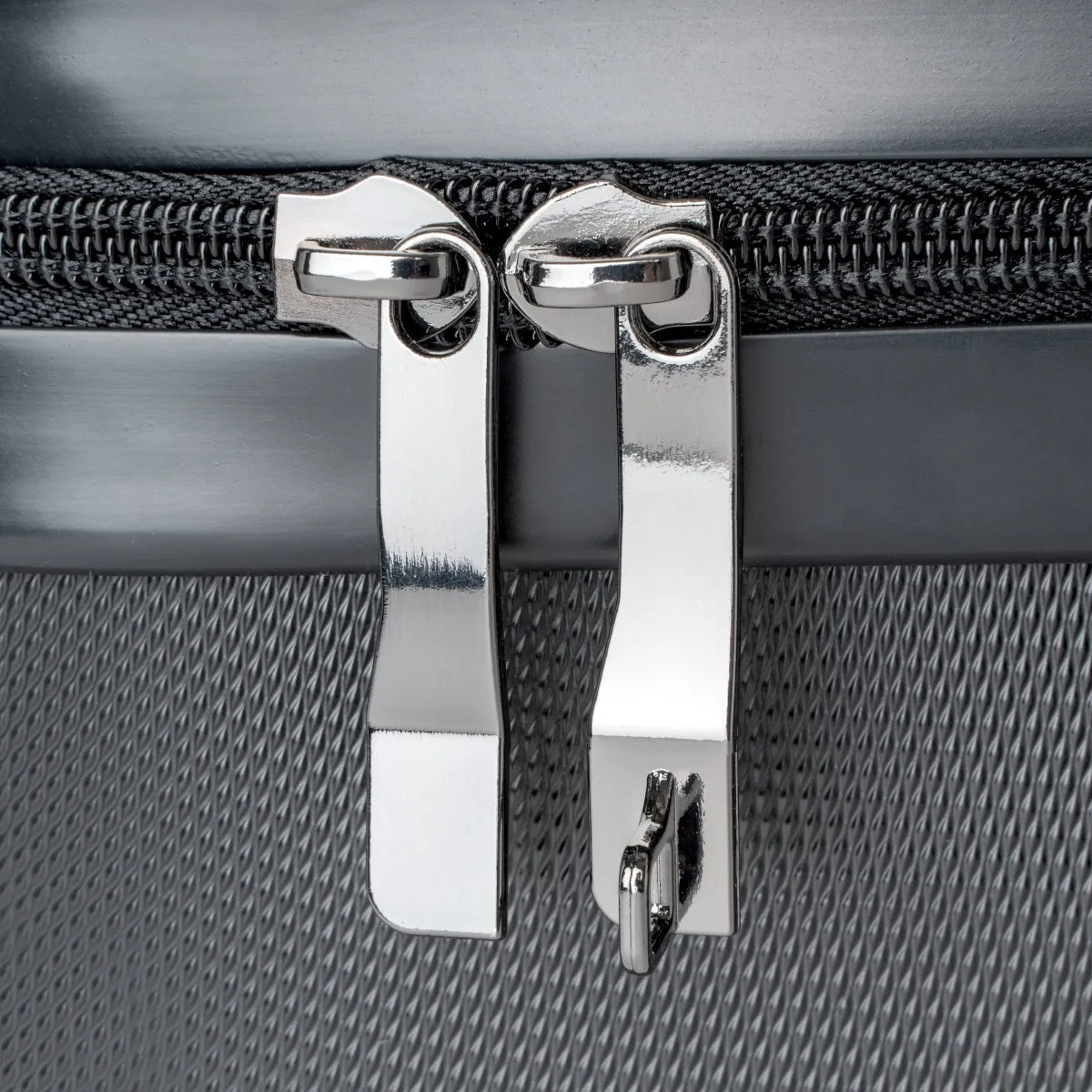 Suitcase Checkered Cabin Suitcase with Wheels Combination Lock Adjustable telescopic handle 360 Swivel Durable Hard Shell Case